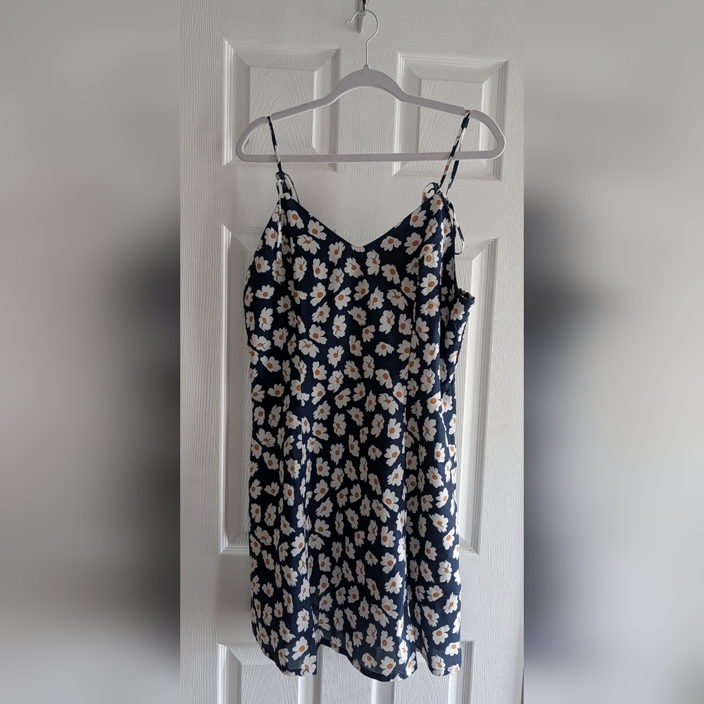 Allegra K Navy Daisy Print Sundress – Smocked Back + Tie Straps – Size L